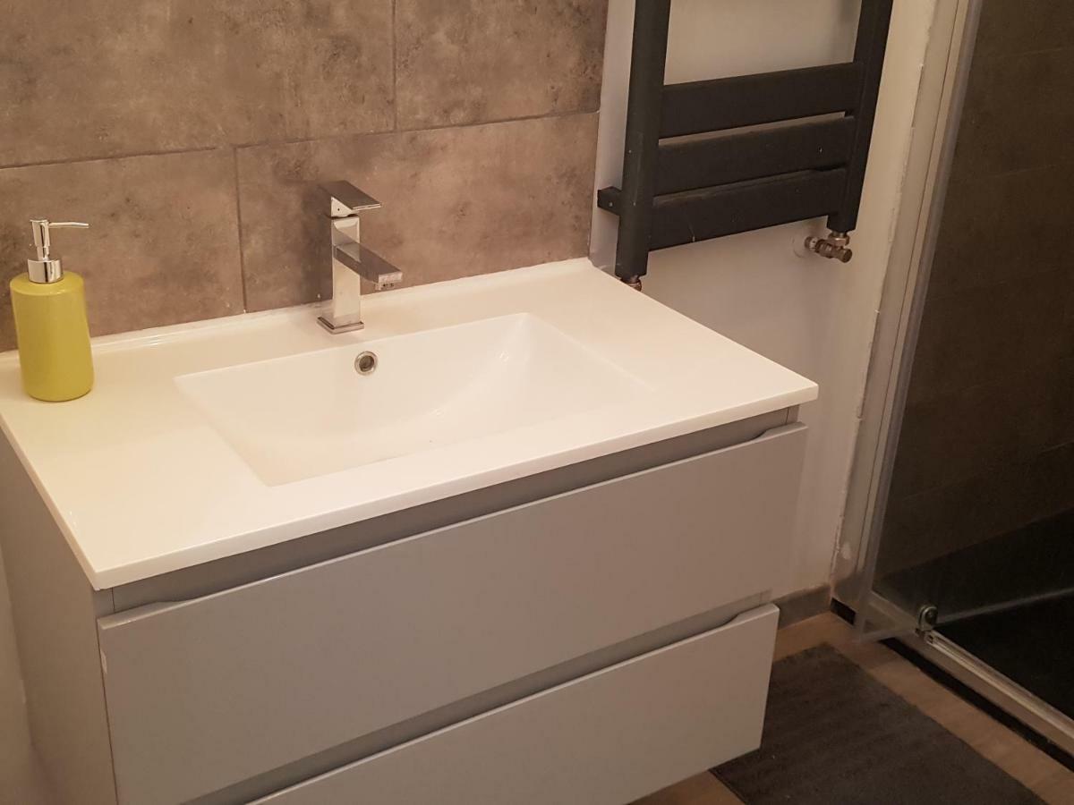 Studio Equipe Centre Ville Apartment Le Creusot Luaran gambar