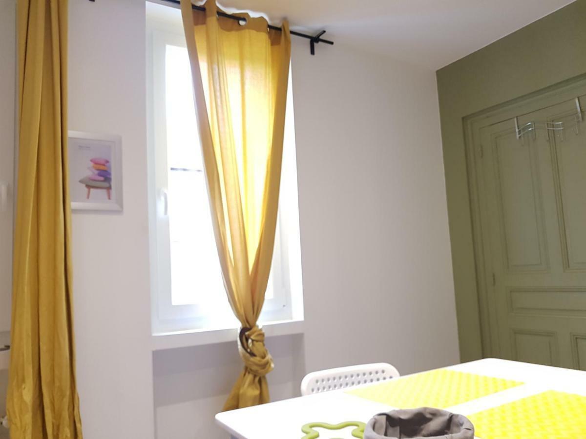 Studio Equipe Centre Ville Apartment Le Creusot Luaran gambar